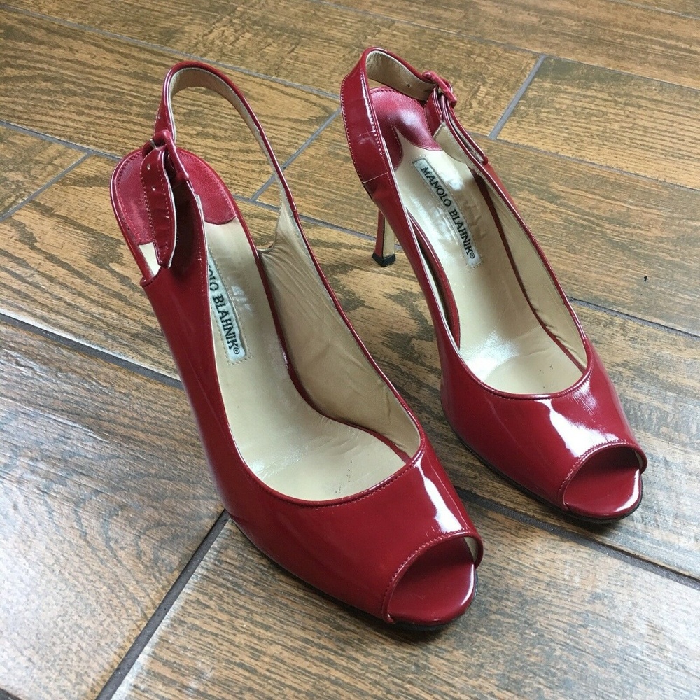 Manolo Blahnik 8.5 Leather Peep Toe Buckle Pumps H
